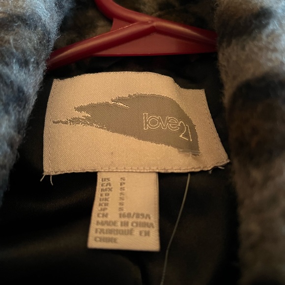 NWT animal pront coat from Foerever 21 - Picture 8 of 10